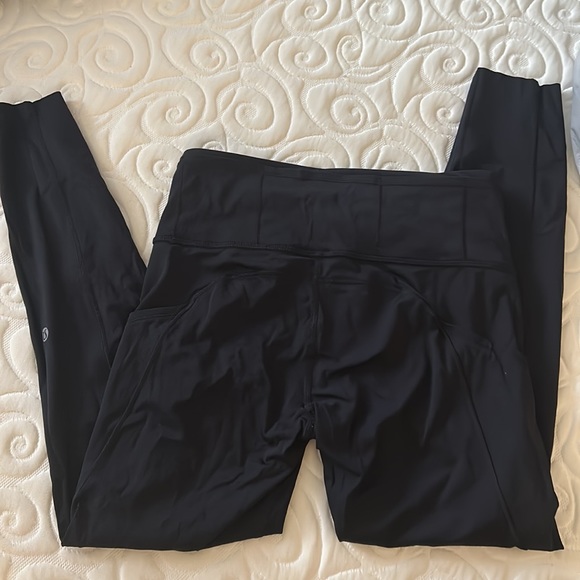 Lululemon Fast & Free 7/8 Tight II *Non-Reflective Nulux 25"
Black - Picture 3 of 10